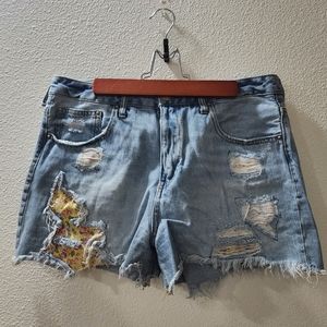 PATCHWORK JEAN SHORTS